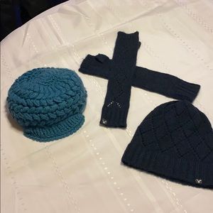 2/$10 American Eagle Winter Accessories